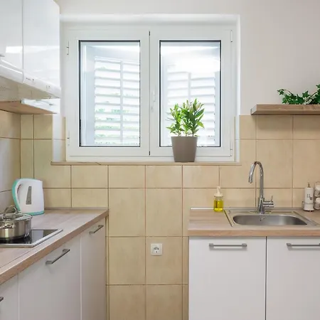 Garden شقة سبليت